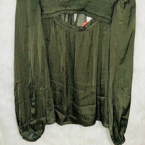 BLOUSE SKIES ARE BLUE PEEK A BOO - OLIVE -XS- NEW WITH TAG - Picture 7 of 15